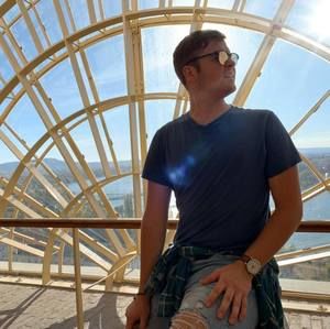 Meet your Posher, Aaron